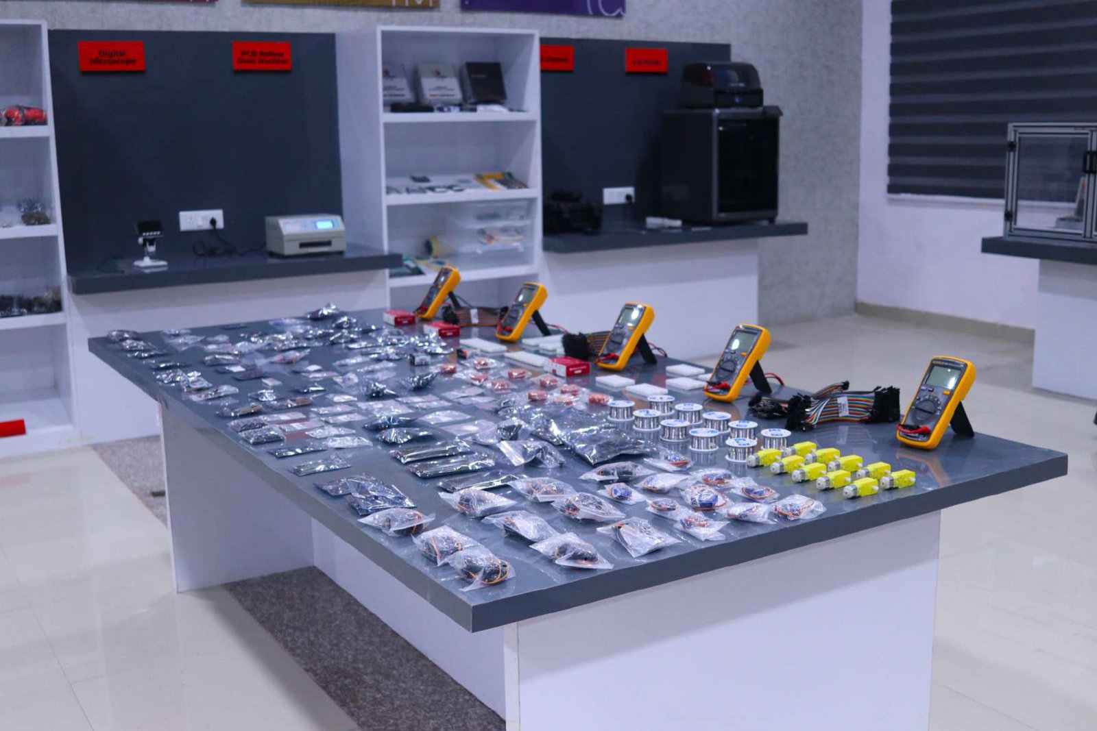 Robotics & IoT Hardware Lab